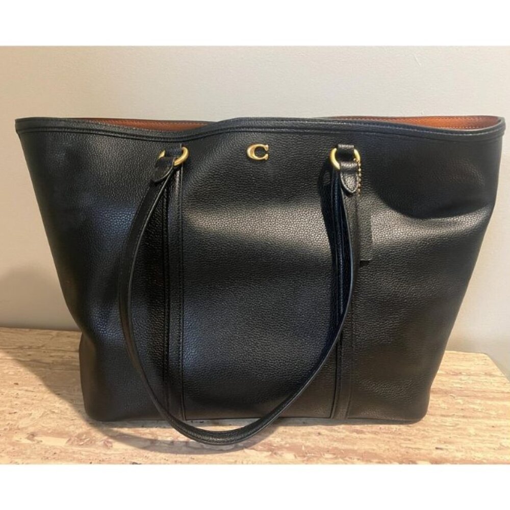 NWT 100% Authentic COACH Legacy Small Pebbled Leather Tote Bag